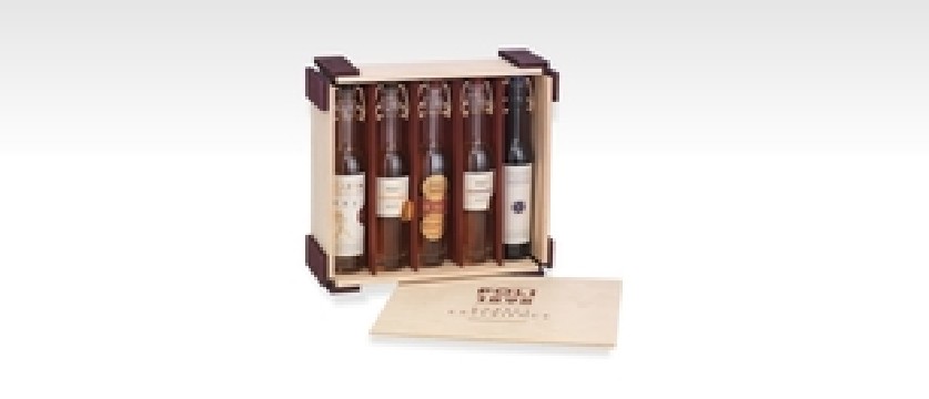 5 grappas Poli in the format baby 100 ml - wooden box